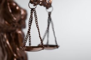 Ситуации, связанные с наследованием, разводом или разделом имущества: что важно знать и когда обращаться за юридической помощью?